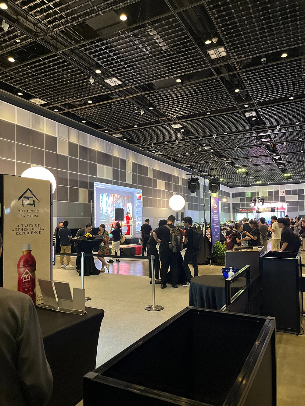 Exhibition Hall Stage & Live Presentation Setup
